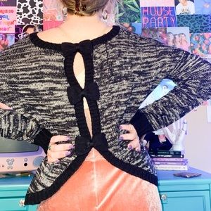 bow back sweater